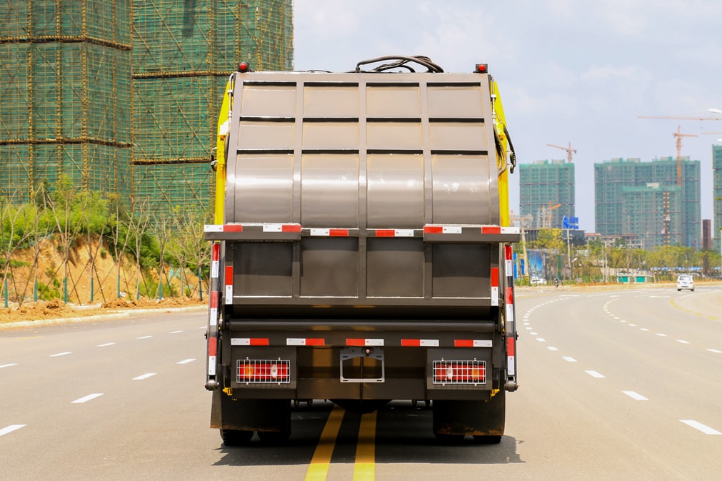 東風錦程17方壓縮式垃圾車